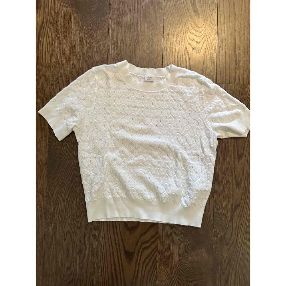 Aritzia WilfredWomen Pullover Sweater Size Medium Ivory Elbow-Length Sleeves